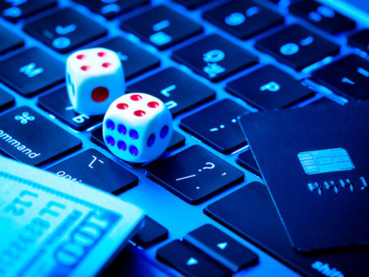 Online gambling debt leads to death in Arakkonam